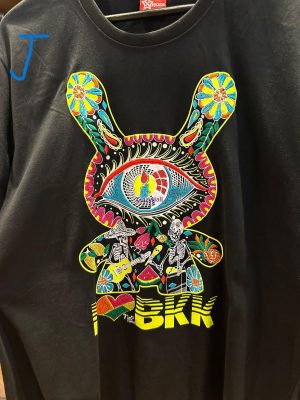 TMT-001-10 瘋Mall環球代購 - 泰國特色刺繡tee